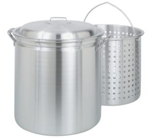Bayou Classic 1060 60-Quart Aluminum Stockpot with Strainer Basket