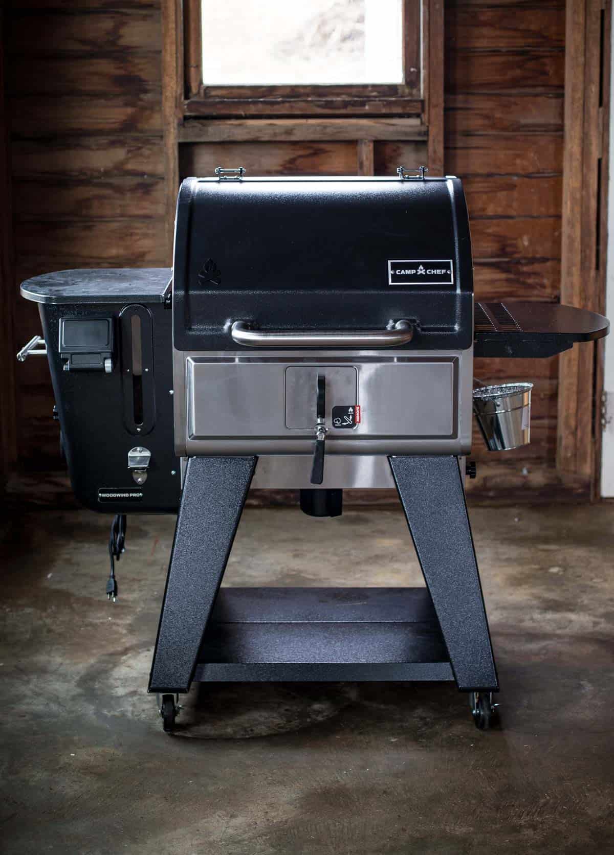 Camp Chef Woodwind Pro 24 WiFi Pellet Grill