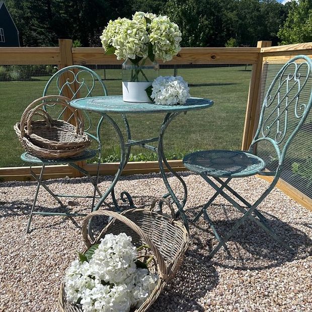 Glitzhome 3-Piece Farmhouse Outdoor Bistro Set