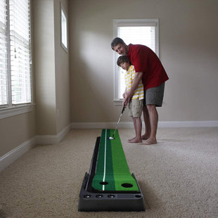 GoSports Foldable Outdoor Putting Green