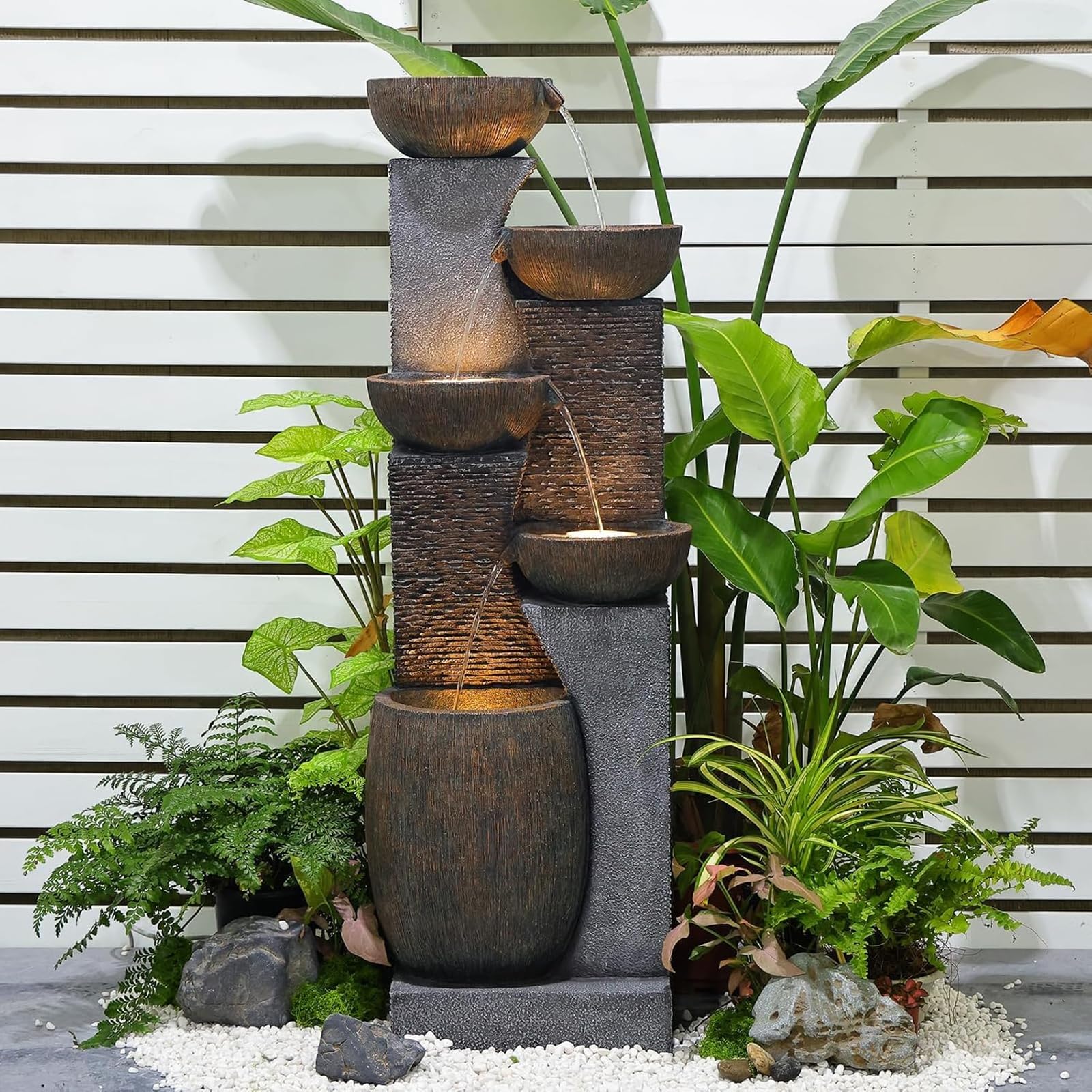 Best Backyard Fountains and Water Features 2026