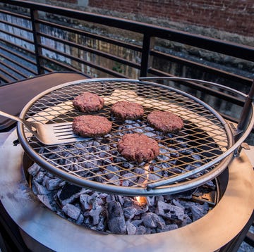 Best Kamado Grills for Backyard BBQ