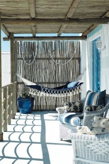 How to Create a Coastal Patio on a Budget