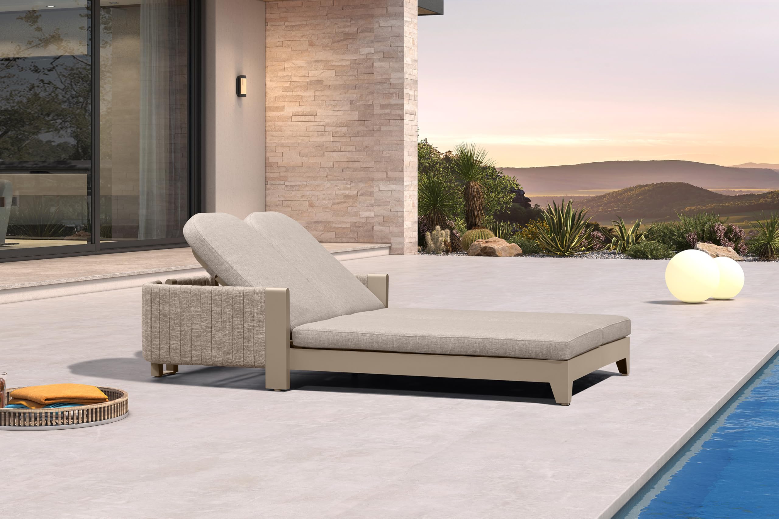 Purple Leaf Outdoor Swivel Lounge Chair with Cushion