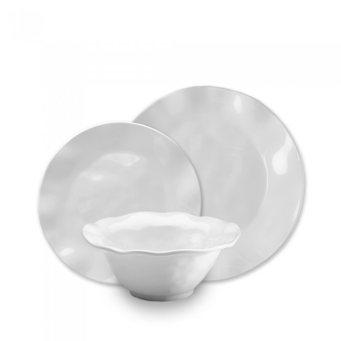 Q Squared NYC Soho White Square Melamine 16-Piece Dinnerware Set