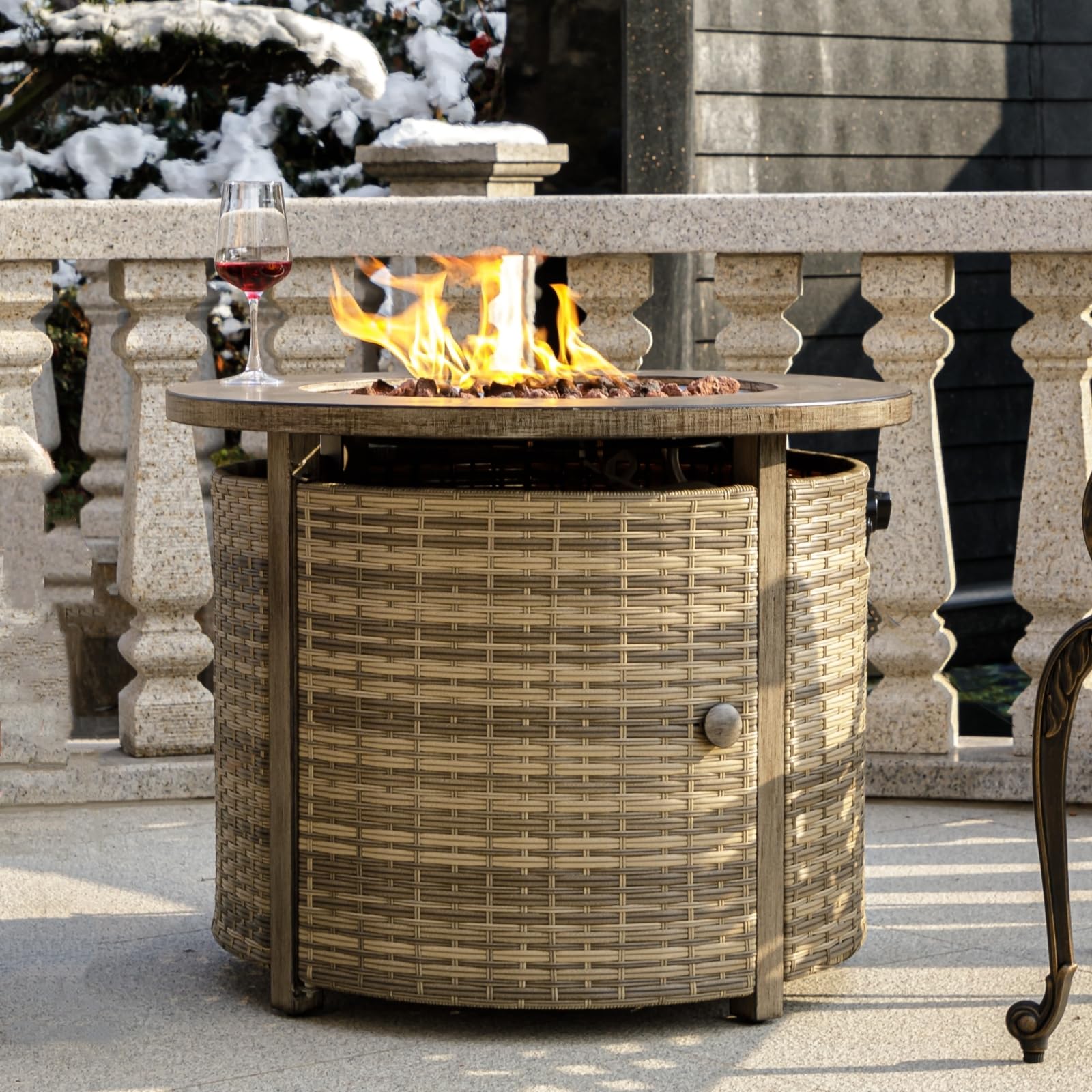 Sunnydaze 42-Inch Crossweave Propane Fire Pit Table with Lid and Lava Rocks