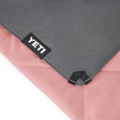 YETI Lowlands Blanket